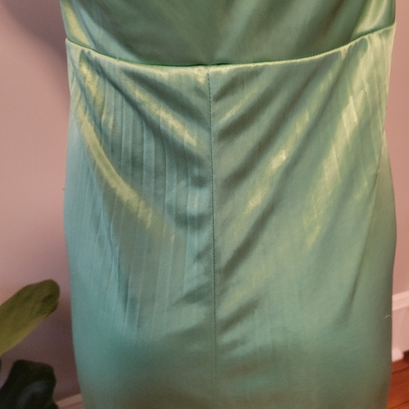 Sz 3 Green Evening Gown Dress - Picture 6 of 9